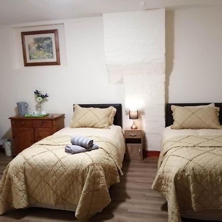 The Old Cart Shed Bed & Breakfast Lenwade Екстериор снимка